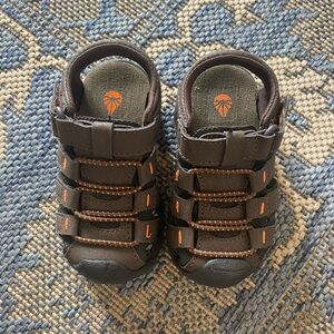 NWOT Toddler size 6 Brown and Orange Sandals